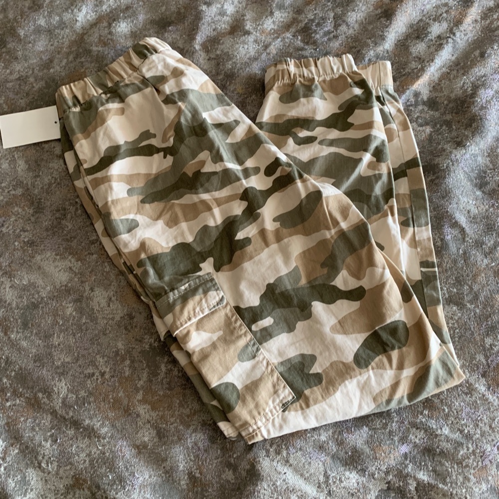 Camo cargo pants